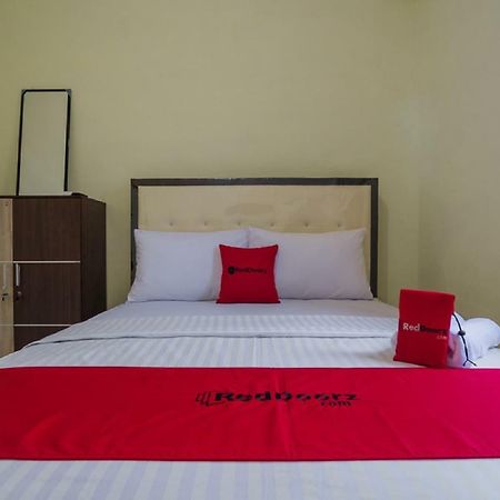 Reddoorz Near Politeknik Negeri Medan Hotel Exterior photo